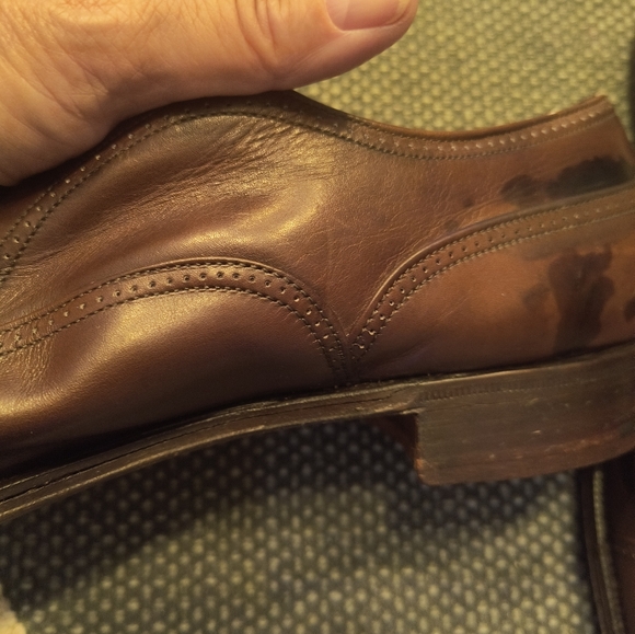 Classic English Handmade Church's Men's Tailored Oxfords - Picture 12 of 16